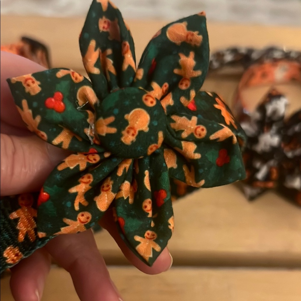 Set of Holiday Collars for Dogs - Picture 6 of 8